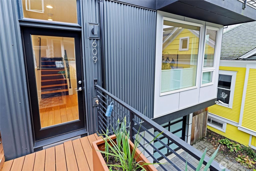 Photo of 609 15th Avenue E, Seattle, WA 98112 (MLS # 2495006)