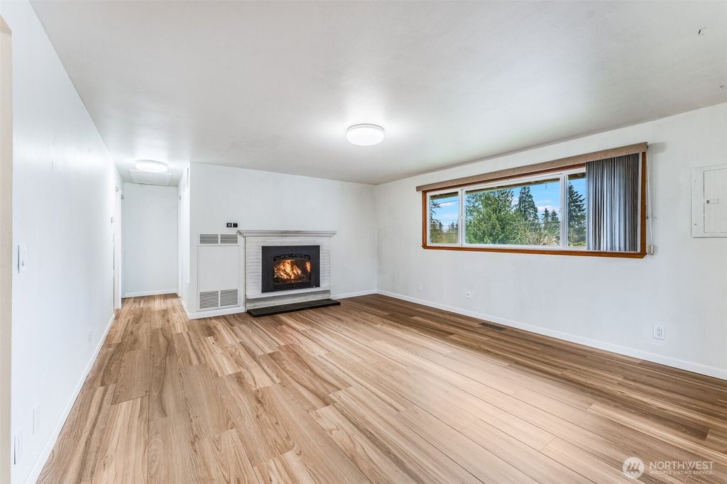 Photo of 22202 52nd Avenue W, Mountlake Terrace, WA 98043 (MLS # 2342111)