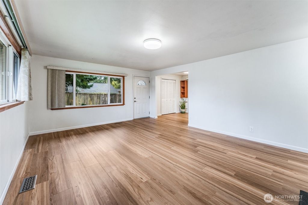 Photo of 22202 52nd Avenue W, Mountlake Terrace, WA 98043 (MLS # 2342111)