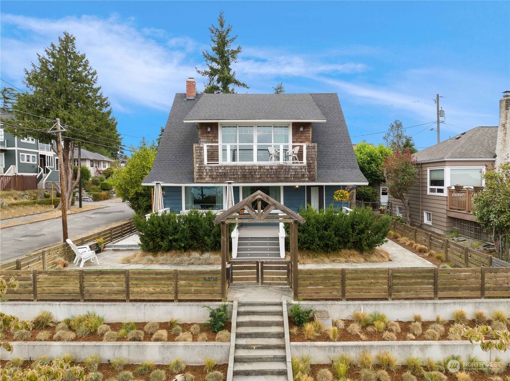 Photo of 5404 46th Avenue SW, Seattle, WA 98136 (MLS # 2161557)