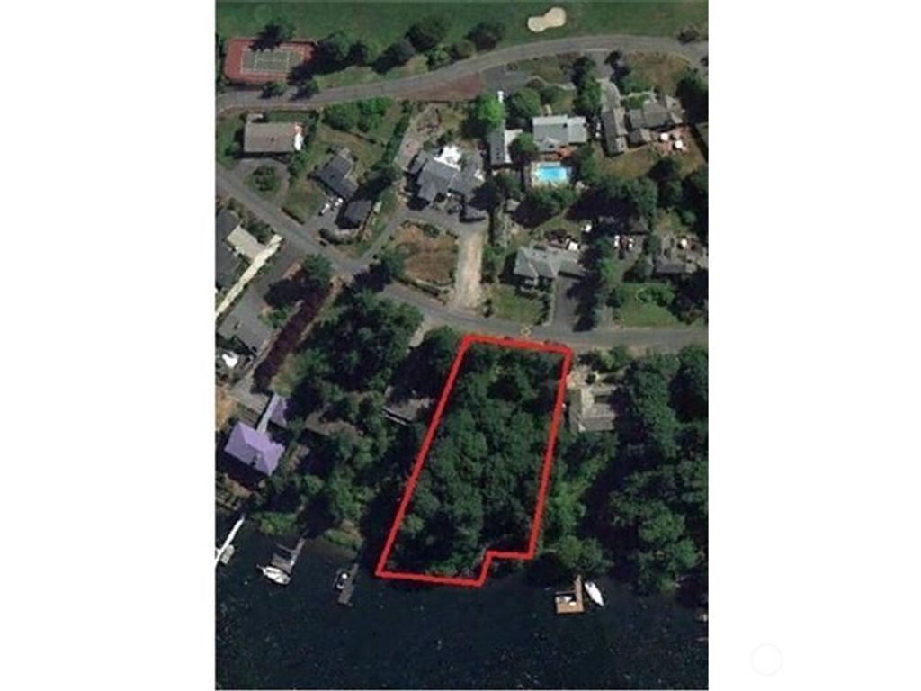 Photo of 163 XX Inglewood Road NE, Kenmore, WA 98028 (MLS # 2490289)