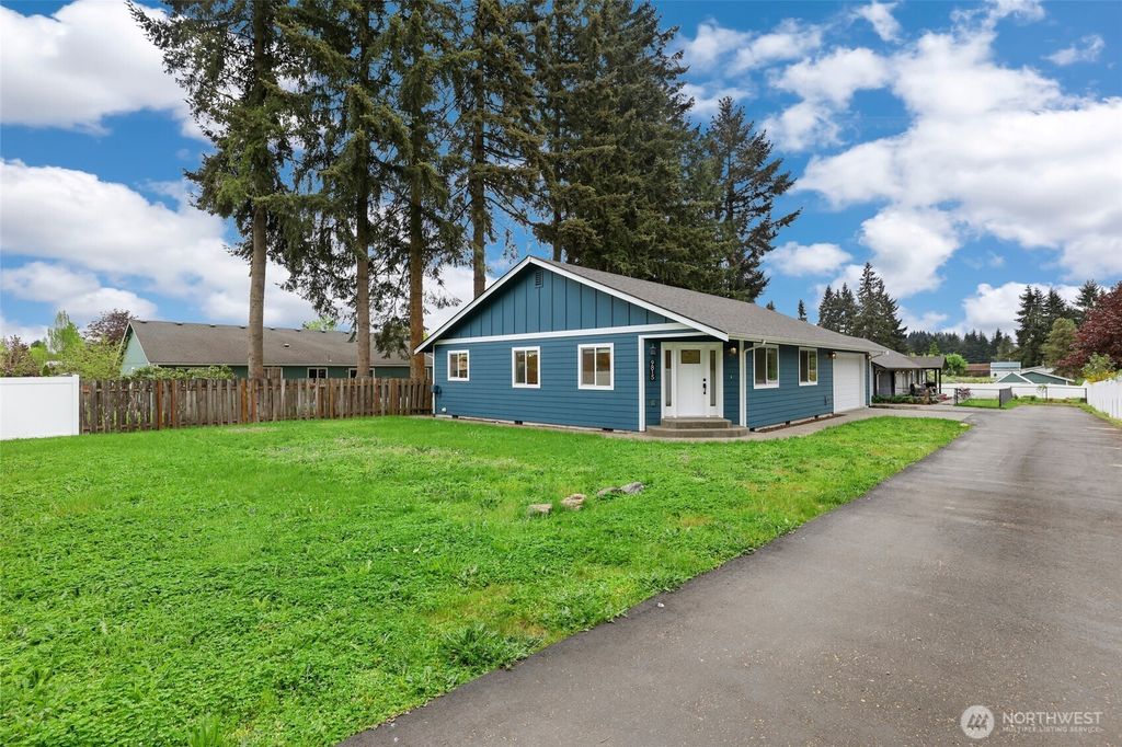 Photo of 9815 178th Way SW, Rochester, WA 98579 (MLS # 2517896)