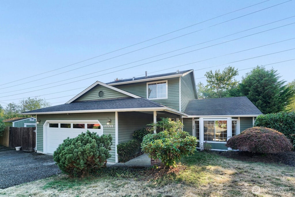 Photo of 20235 137th Avenue SE, Kent, WA 98042 (MLS # 2586175)