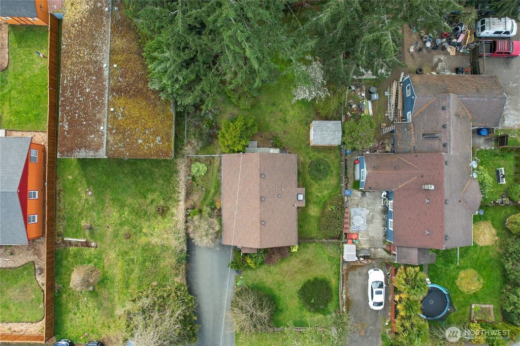 Photo of 16751 Linden Avenue N, Shoreline, WA 98133 (MLS # 2509649)