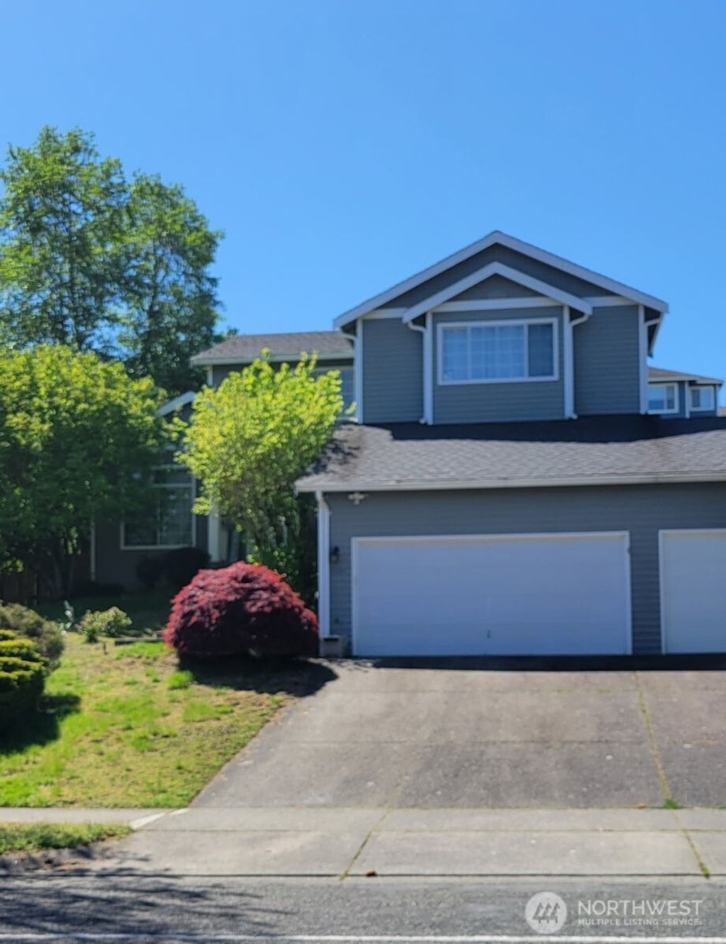 Photo of 5014 Norpoint Way NE, Tacoma, WA 98422 (MLS # 2515013)