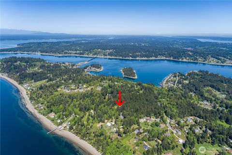 415 Foxfire Road Fox Island WA 98333