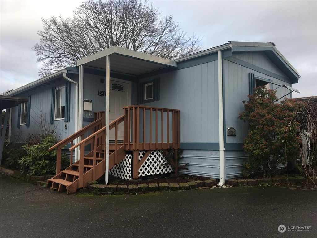 Photo of 3252 S 181st Place #113, SeaTac, WA 98188 (MLS # 2322430)