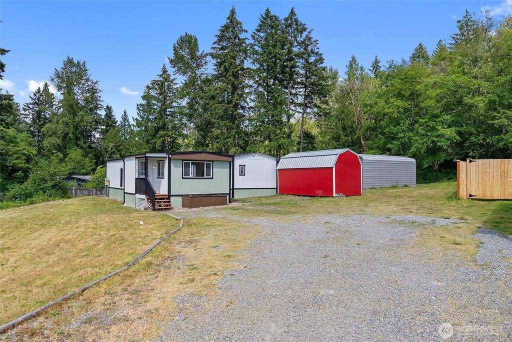 Photo of 24125 88th Avenue E, Graham, WA 98338 (MLS # 2537040)