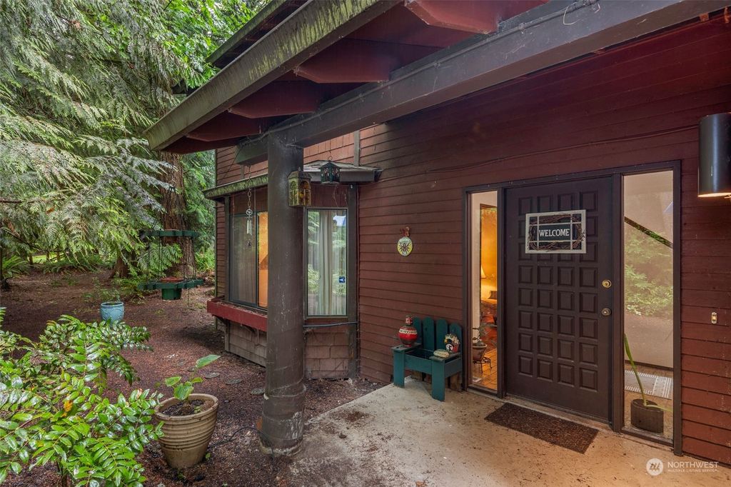 Photo of 19402 161st Avenue NE, Woodinville, WA 98072 (MLS # 2230204)