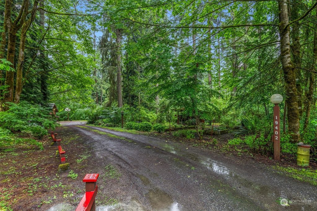 Photo of 19402 161st Avenue NE, Woodinville, WA 98072 (MLS # 2230204)