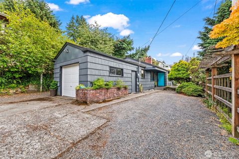 Photo of 4403 Paradise Avenue W, University Place, WA 98466 (MLS # 2416156)