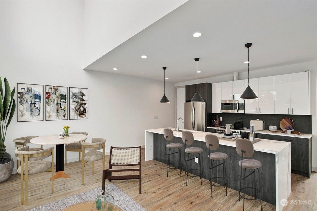 Photo of 6719 B Carleton Avenue S, Seattle, WA 98108 (MLS # 2023674)