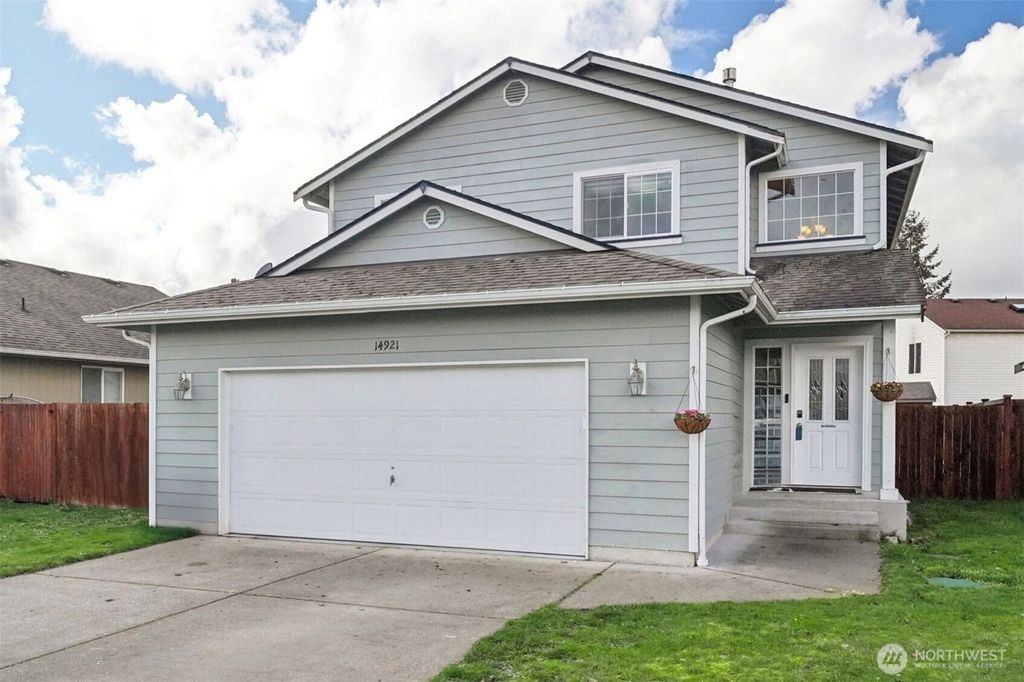 Photo of 14921 Mountain View Court SE, Yelm, WA 98597 (MLS # 2469332)