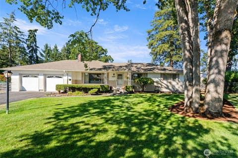 Photo of 10005 Becker Drive SW, Lakewood, WA 98499 (MLS # 2568262)