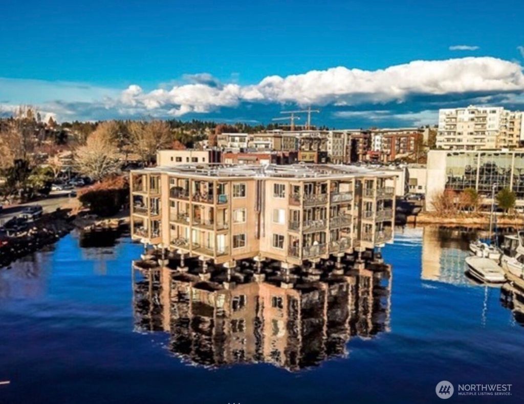 Photo of 65 Kirkland Avenue #202, Kirkland, WA 98033 (MLS # 2515206)