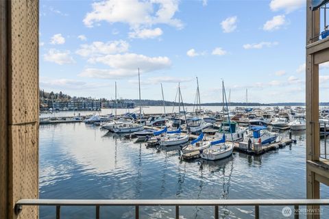 Photo of 65 Kirkland Avenue #202, Kirkland, WA 98033 (MLS # 2515206)