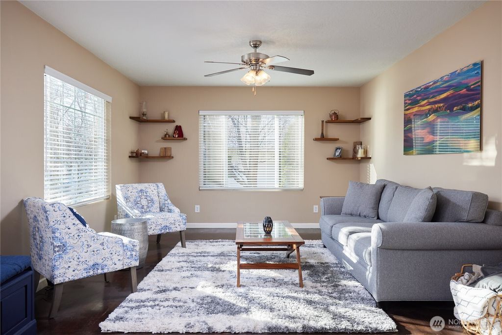 Photo of 123 E Maple Street, Walla Walla, WA 99362 (MLS # 2471783)