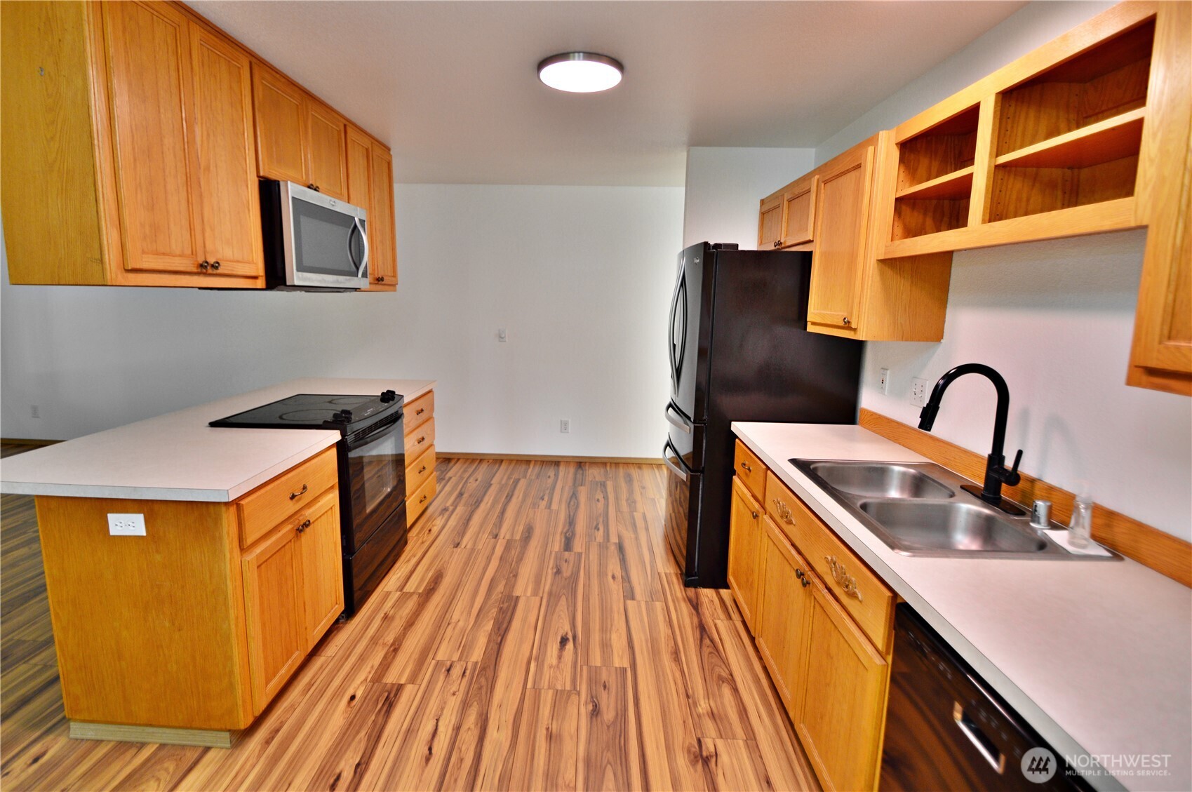 910 11th Street SE