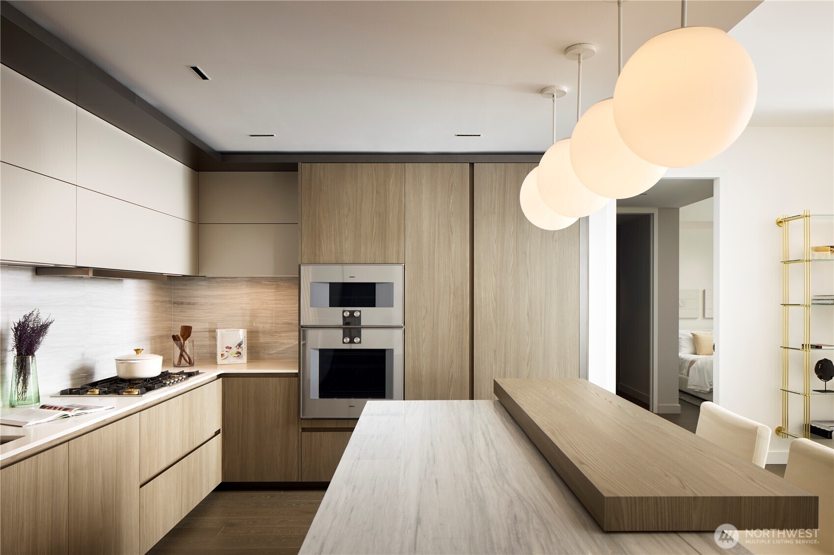 838 Avenue Square NE 1202