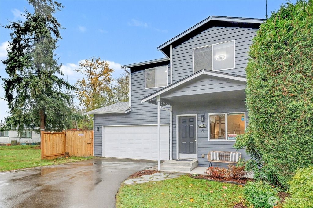 Photo of 10724 21st Place W #A, Everett, WA 98204 (MLS # 2457897)