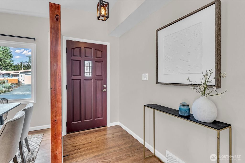 Photo of 16623 SE 9th Street, Bellevue, WA 98008 (MLS # 2335225)