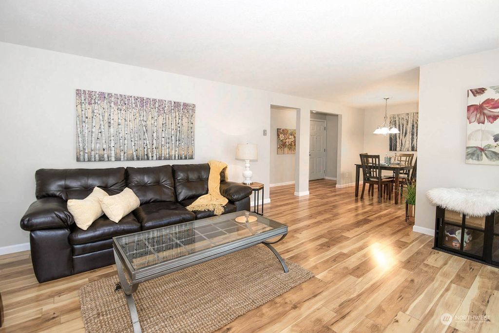 Photo of 820 Cady Road #E102, Everett, WA 98223 (MLS # 2269085)