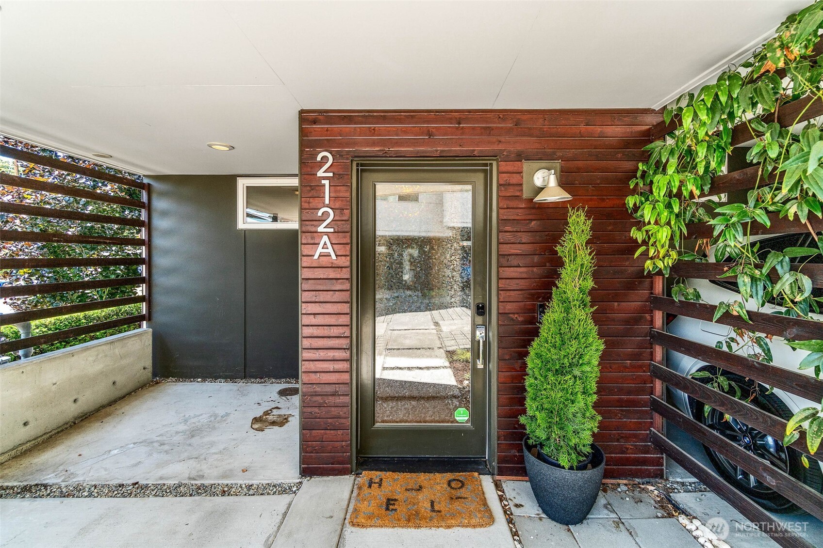 212 16th Avenue A
