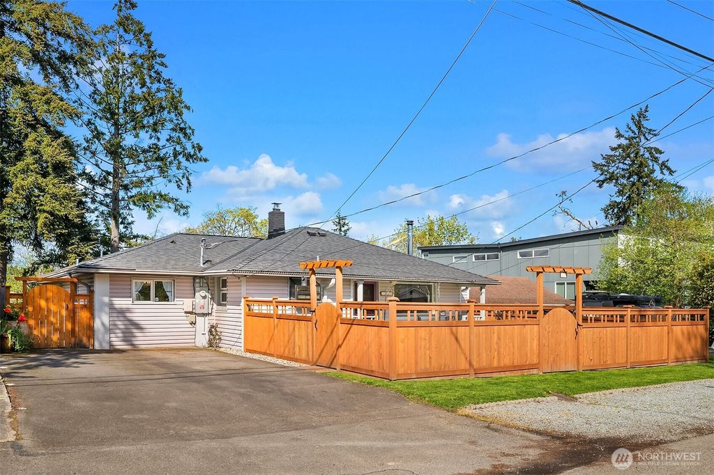 Photo of 5457 21st Avenue SW, Seattle, WA 98106 (MLS # 2508956)