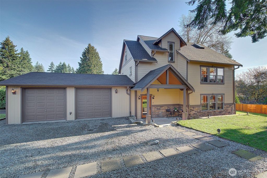 Photo of 311 NE 117th Street, Seattle, WA 98125 (MLS # 2458084)