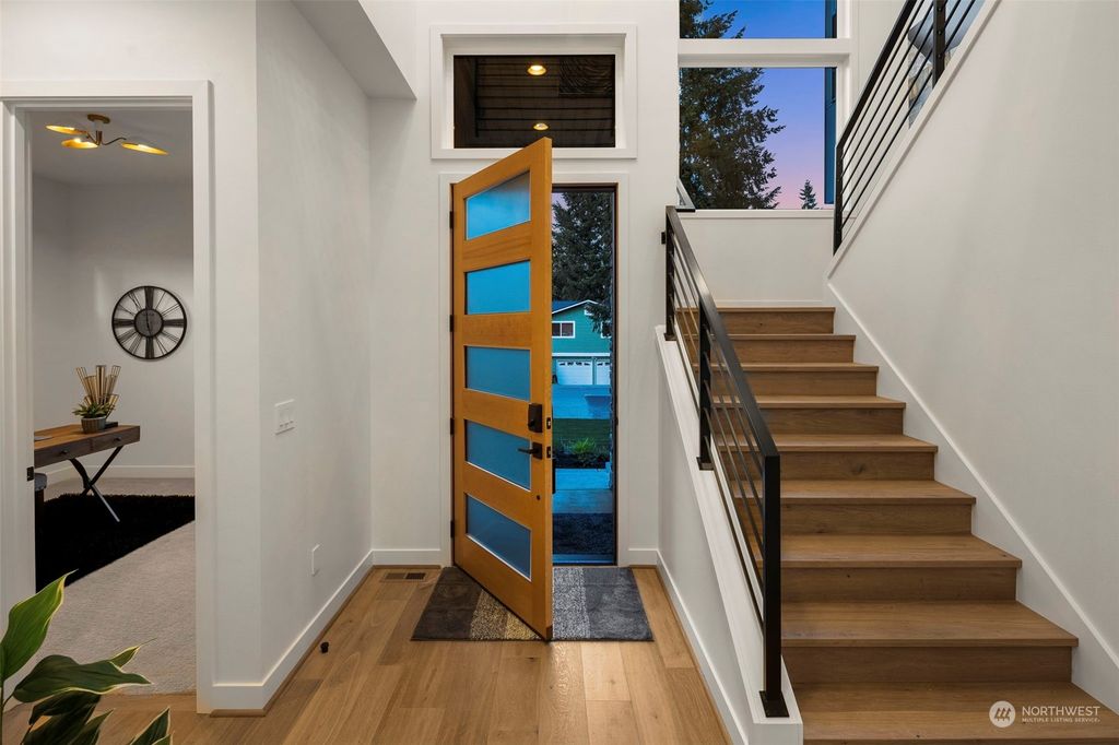 Photo of 1519 146th Avenue SE, Bellevue, WA 98007 (MLS # 2233326)