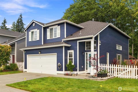 Photo of 2009 98th Street SE, Everett, WA 98208 (MLS # 2565380)
