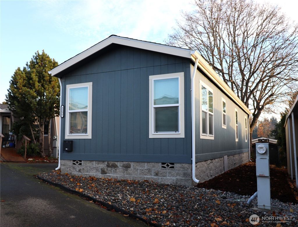 Photo of 3255 S 181st Street #97, SeaTac, WA 98188 (MLS # 2409658)