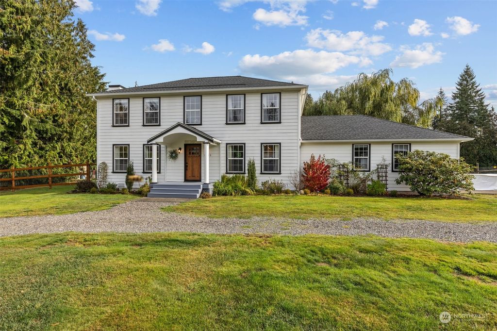 Photo of 12419 101st Place NE, Lake Stevens, WA 98258 (MLS # 2013564)