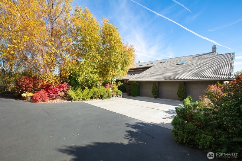 7610 Scenic Drive