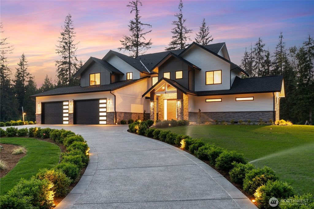 Photo of 18217 56th Street NE, Snohomish, WA 98290 (MLS # 2524091)