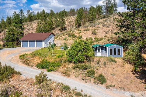 Photo of 1478 Lodge Pole Road, Chelan, WA 98816 (MLS # 2464050)
