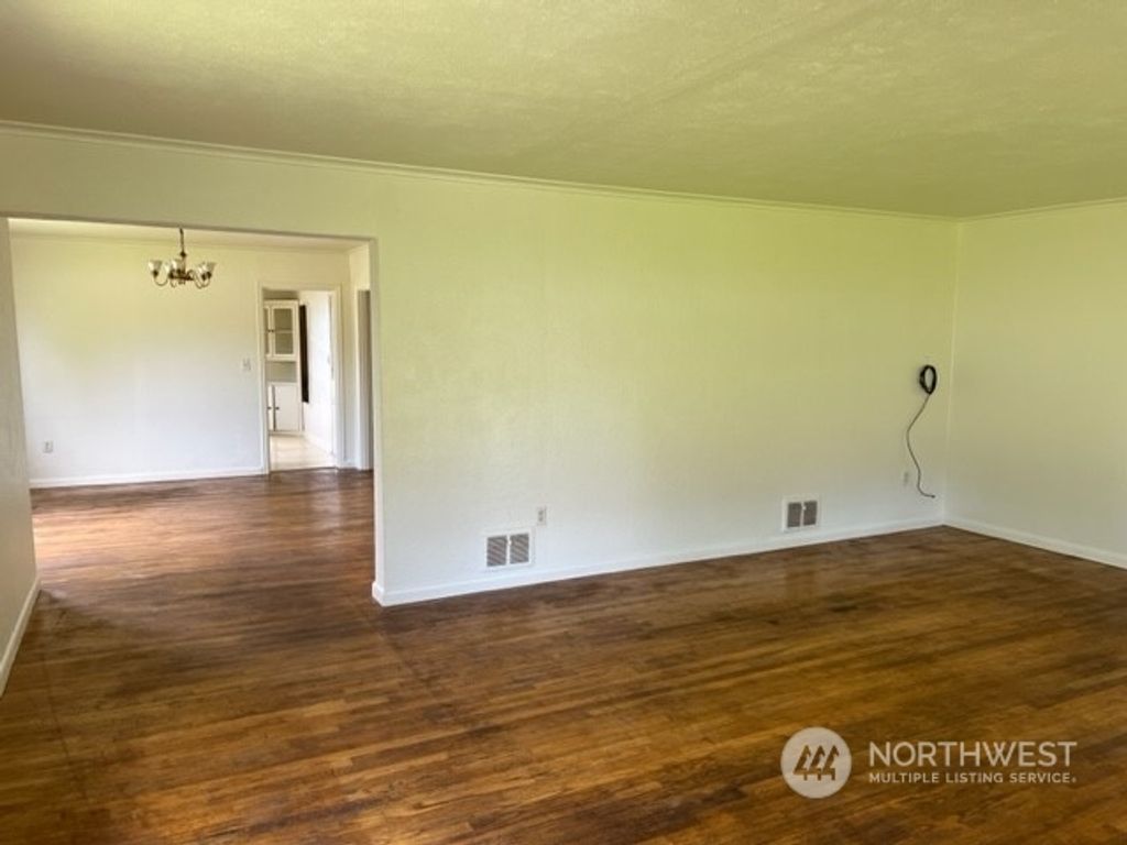 Photo of 3501 Lombard Avenue, Everett, WA 98201 (MLS # 2132846)