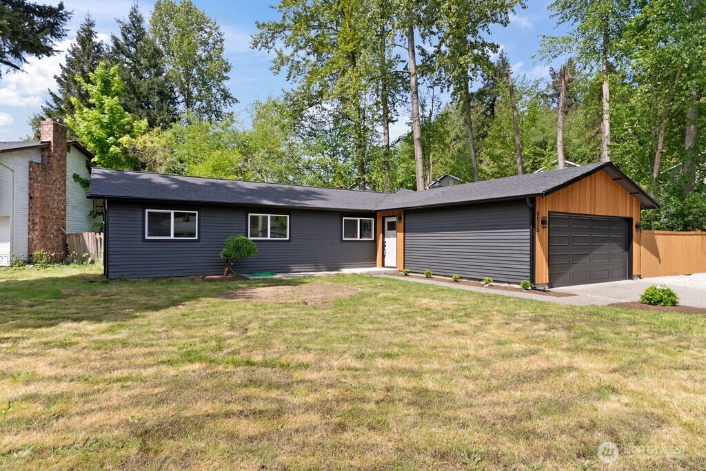 9516 57th Drive NE