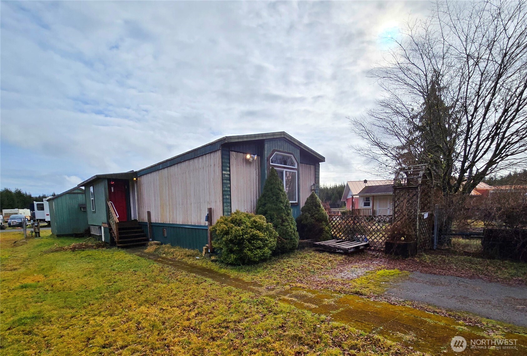 Listing image 1
