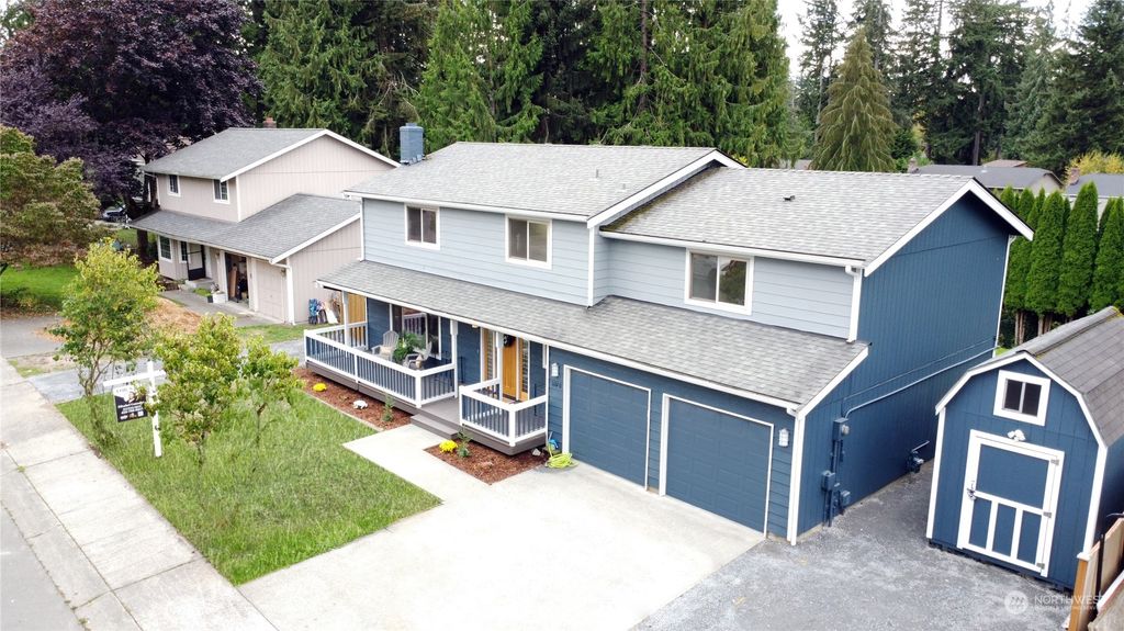 Photo of 11010 30th Drive SE, Everett, WA 98208 (MLS # 2295915)