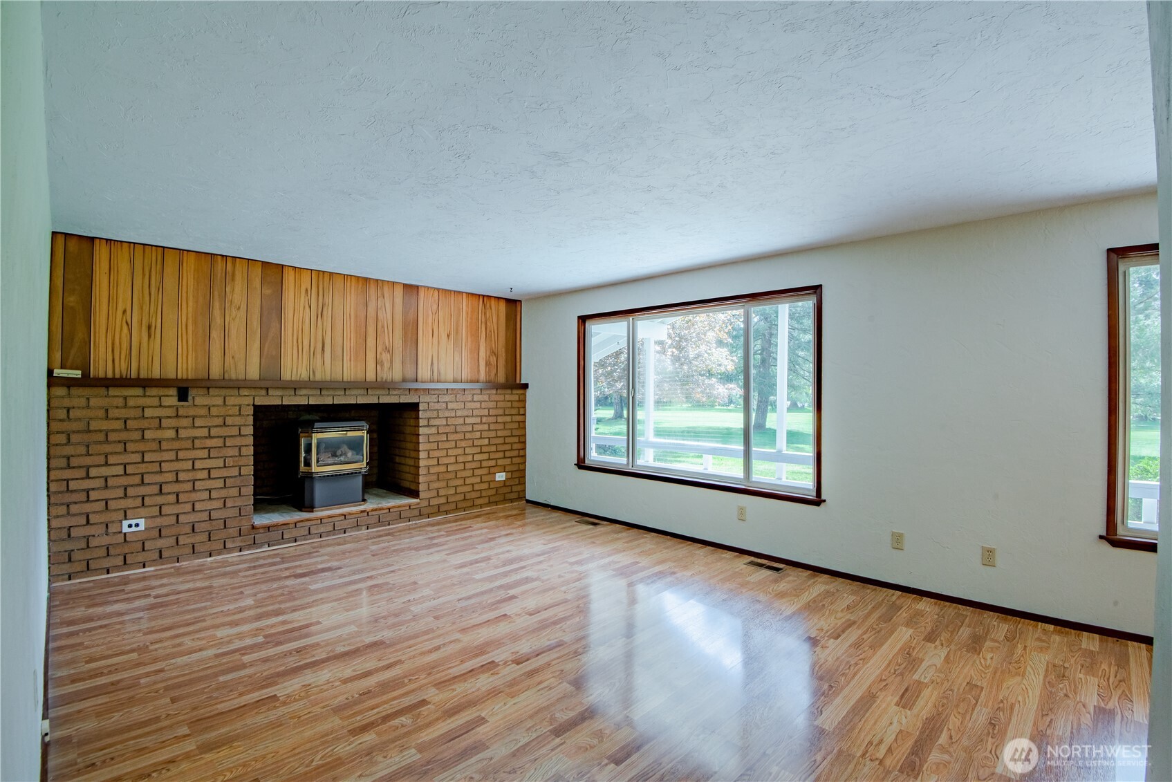 110 N Mount Noyes Way