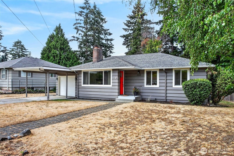 3140 Elwood Drive W