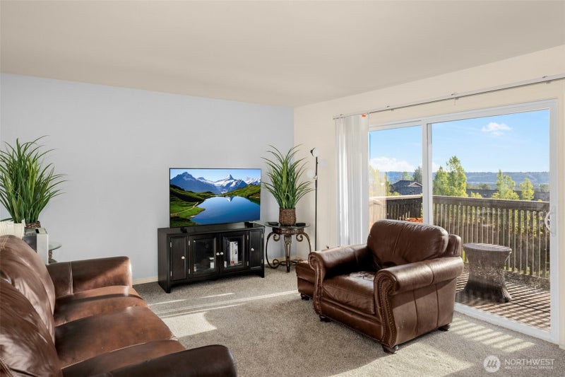 1425 S Puget Drive 213