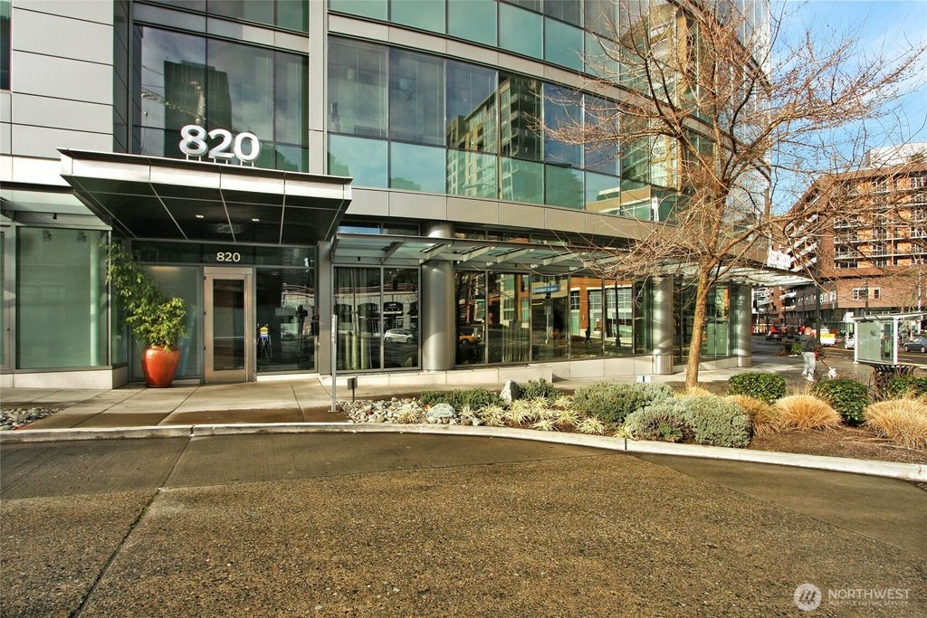 Photo of 820 Blanchard Street #1810, Seattle, WA 98121 (MLS # 2361221)