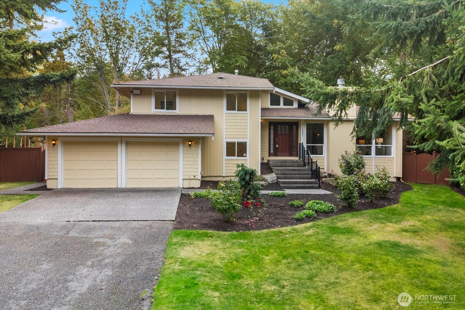 1061 NW 167th St