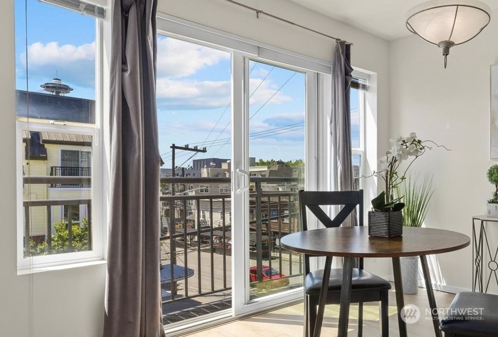 Photo of 500 Aloha Street #302, Seattle, WA 98109 (MLS # 2214652)