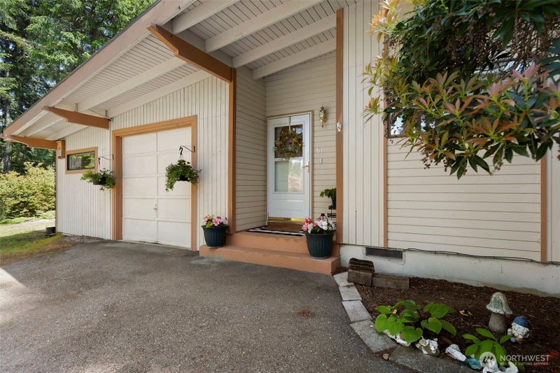 91 E Jack Pine Lane