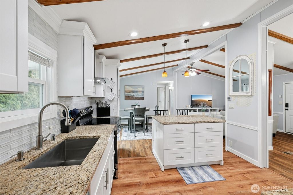 Photo of 22628 110th Court SE, Kent, WA 98031 (MLS # 2464663)