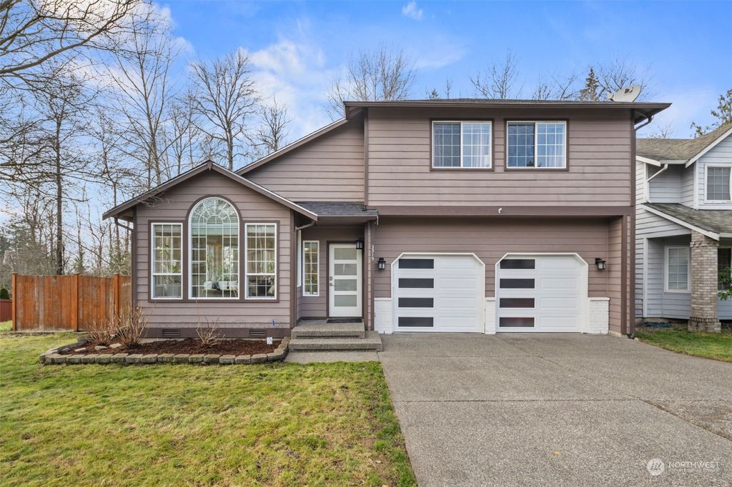 Photo of 3315 Wells Avenue S, Renton, WA 98055 (MLS # 2320123)