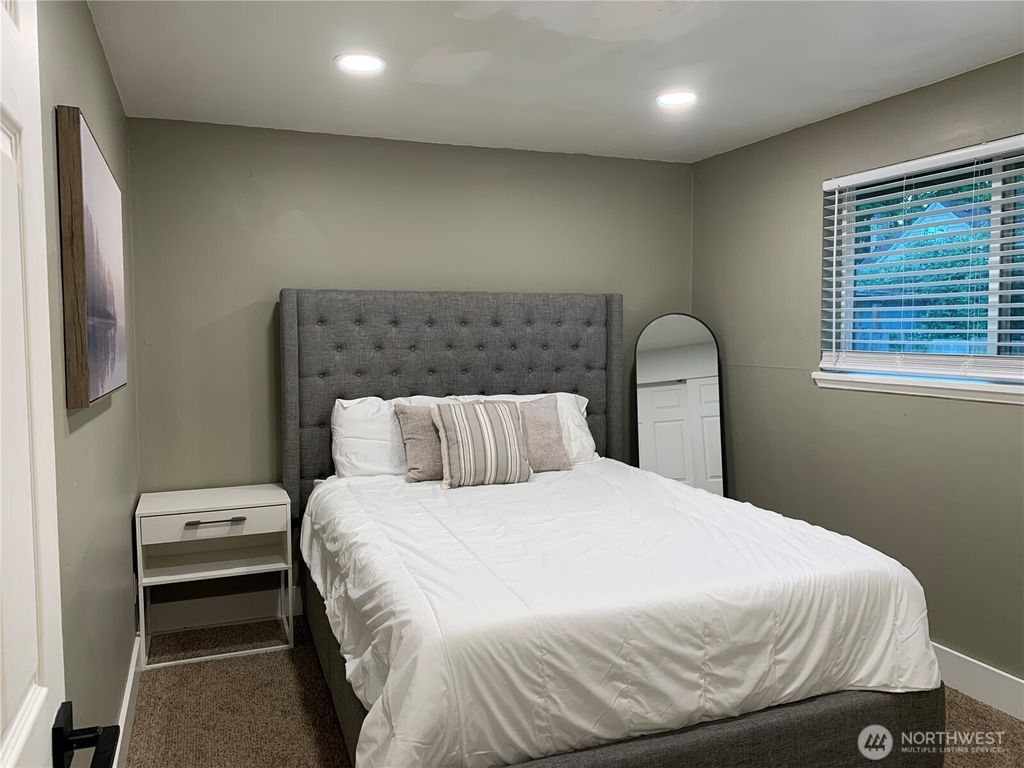 Photo of 10133 Patterson Street S, Tacoma, WA 98444 (MLS # 2512903)
